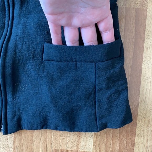 ICEBERG History vintage Looney Tunas Pepe Le Pew zip vest top 38 XXS - Picture 5 of 8